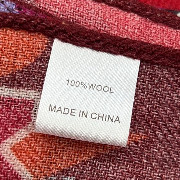 VIVIENNE TAM Year of the Rabbit Hong Kong X NYC 2023 Limited New Years Eve Scarf - Picture 11 of 13